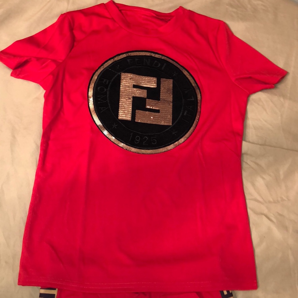 2p fendi set
